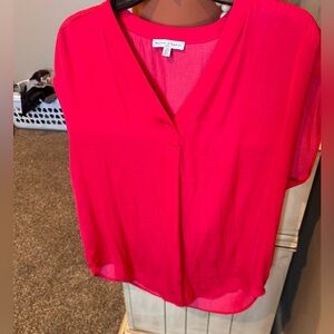 Elegant pink V-Neck Blouse